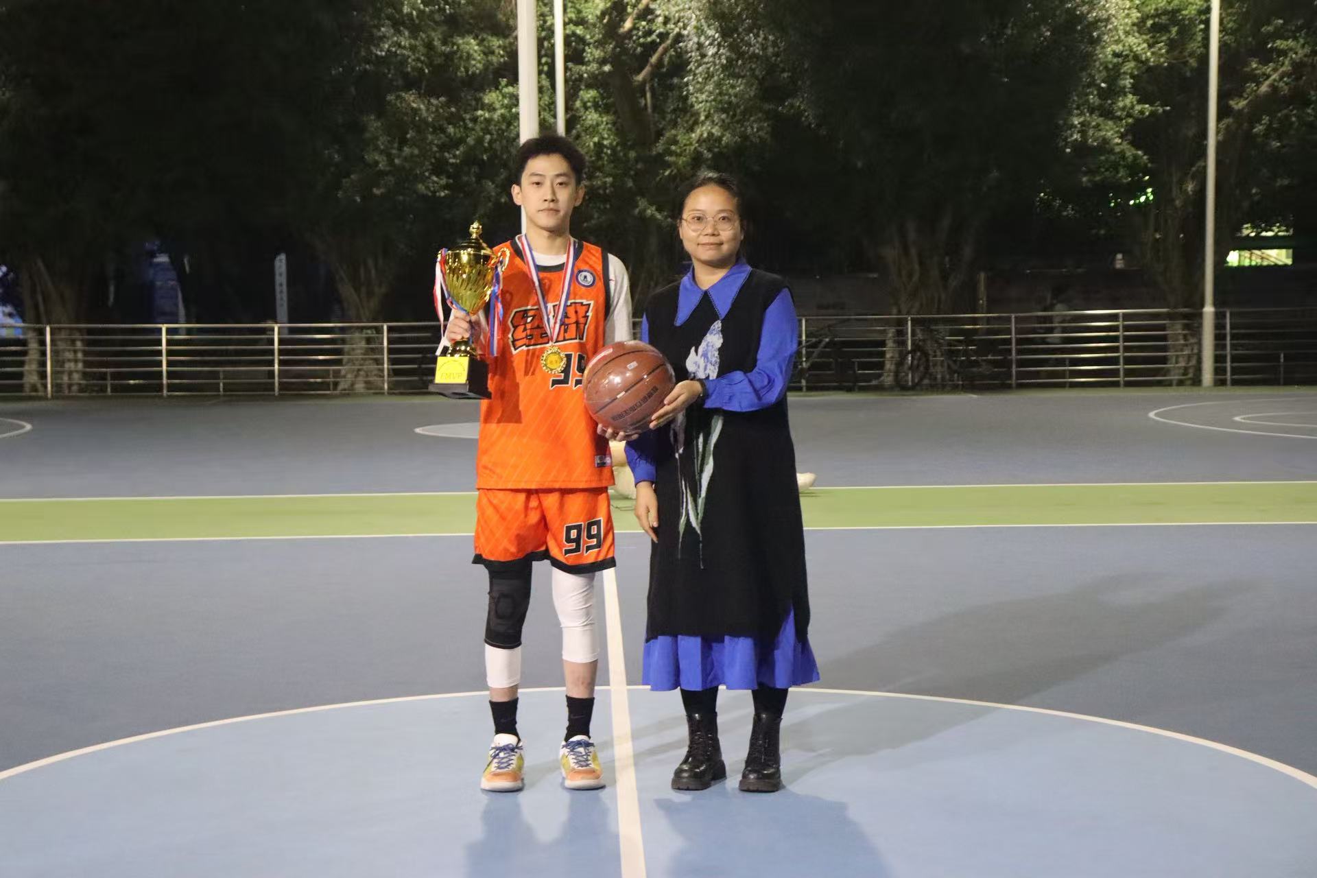 图6 最有价值球员.jpg